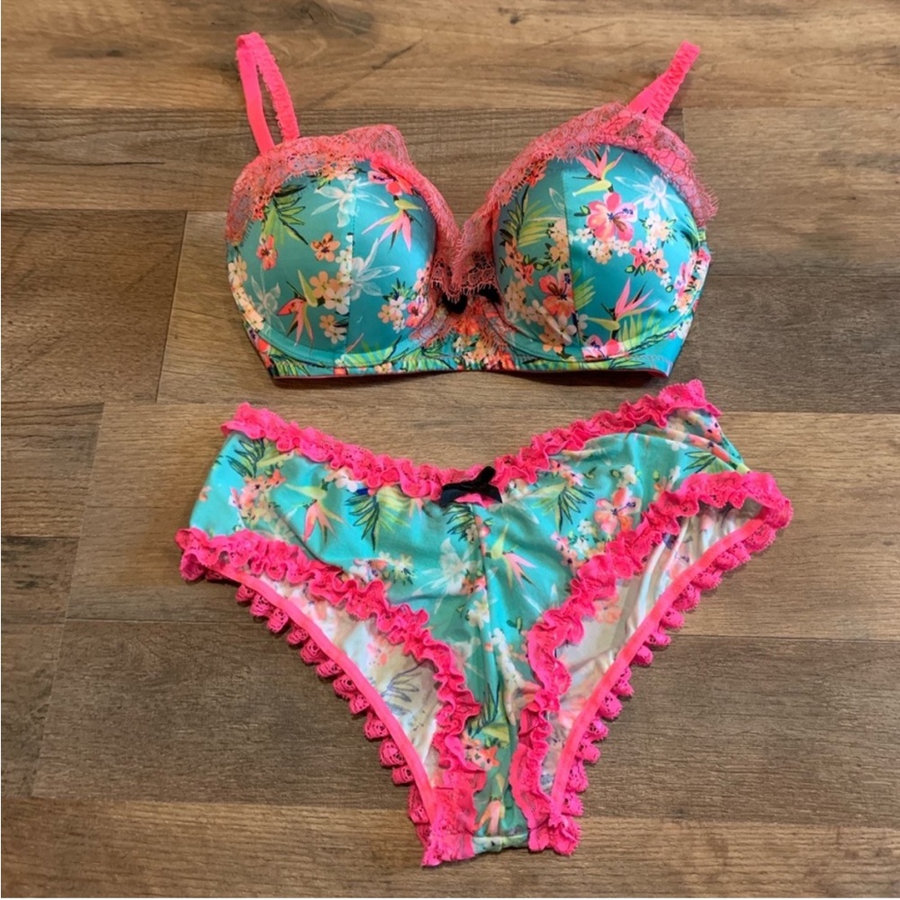 VS Vintage Very Sexy Hawaiian Tropical Fantasy Bra & Panty SET